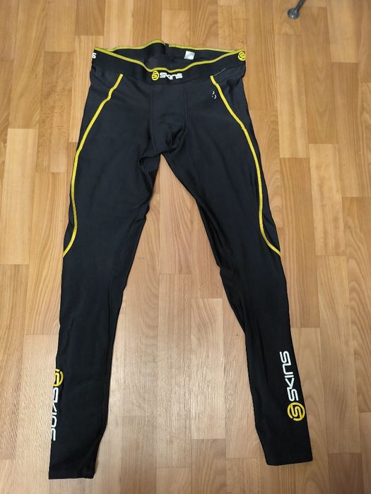 Компрессионные лосины, леггинсы тайтсы Skins размер M