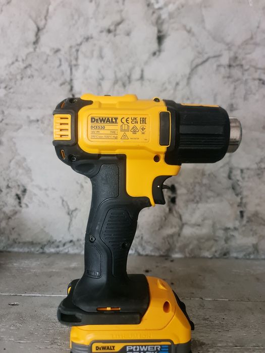 Продам фен dewalt dce 530: 4 200 грн. - Електроінструмент Перечин на Olx
