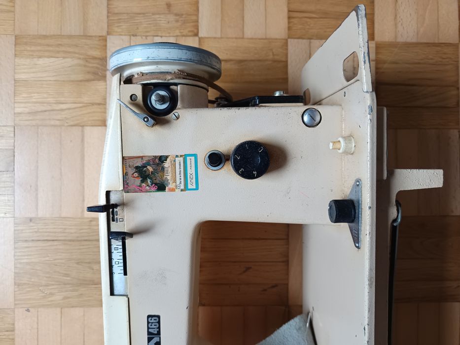 Maszyna do szycia łucznik 466