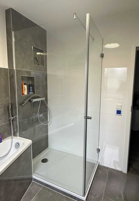 Продам нову душову кабіну Marin.