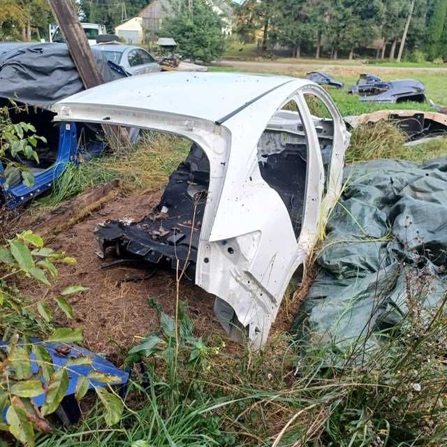 HONDA HRV HR-V II 2015 - Błotnik tył prawy