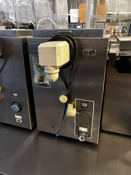 Automat do bitej śmietany Carpigiani Jetwit