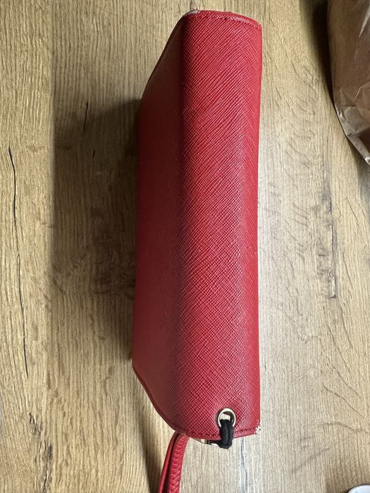 Portfel Prada, jak na zdjęciu