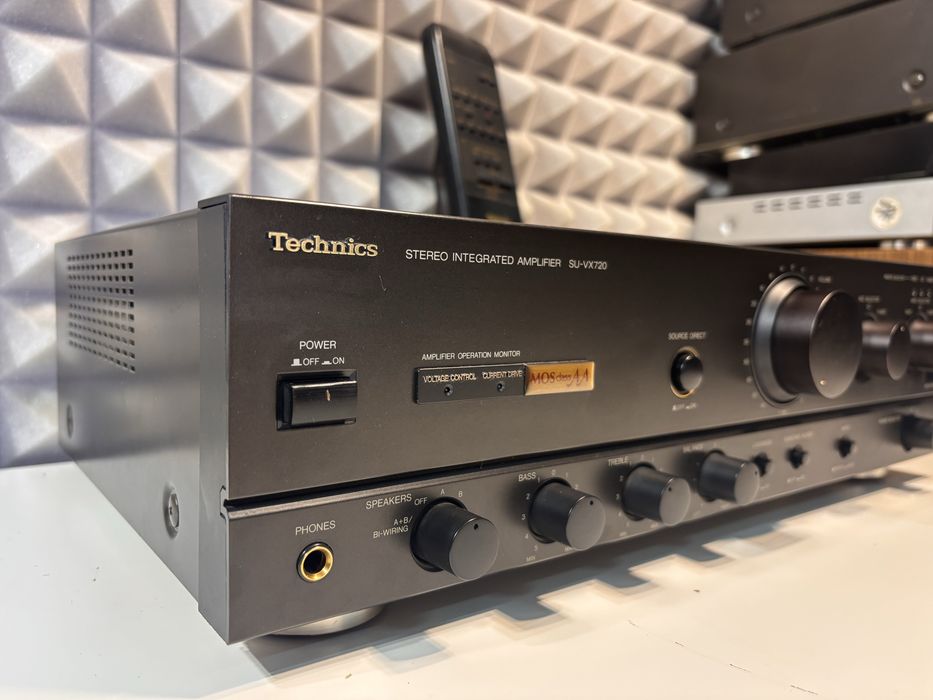 Wzmacniacz Technics SU VX 720 + pilot