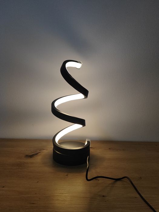 LED lampka nocna spirala