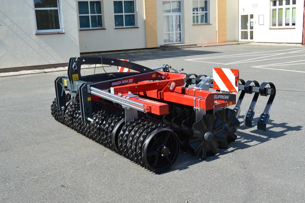 Wał na przedni Tuz Frontpacker Dragon Mega 300 firmy DA Landtechnik