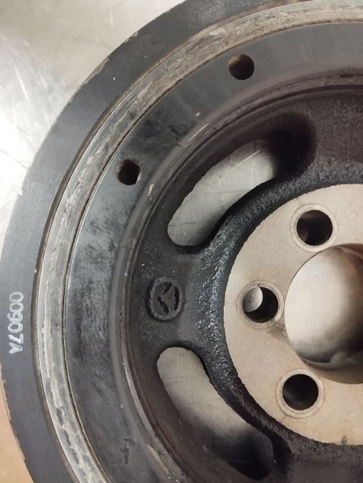 Poli / Cambota / Polia do Motor MAZDA 6 Hatchback - R2AA11400A