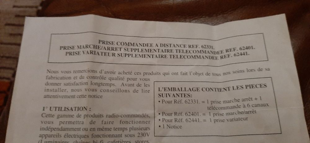 3 tomadas eléctricas com comando