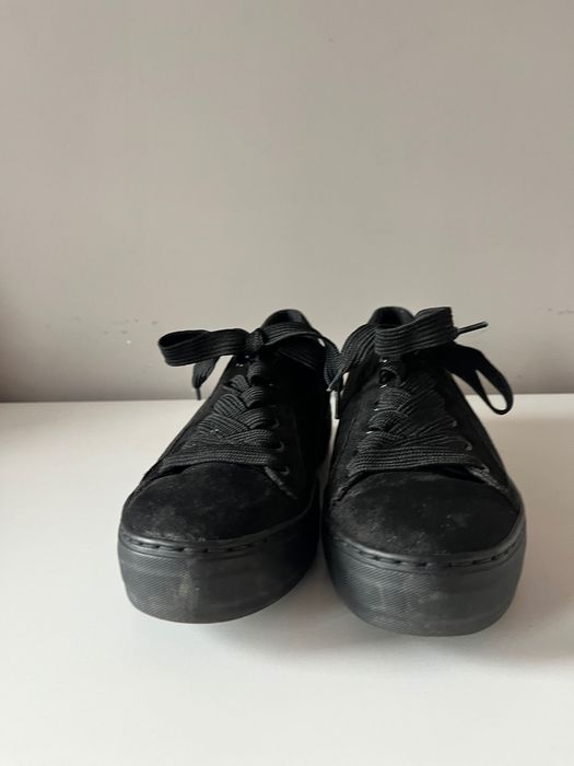 Czarne sneakersy