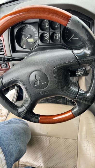 Mitsubishi pajero Wagon 2006