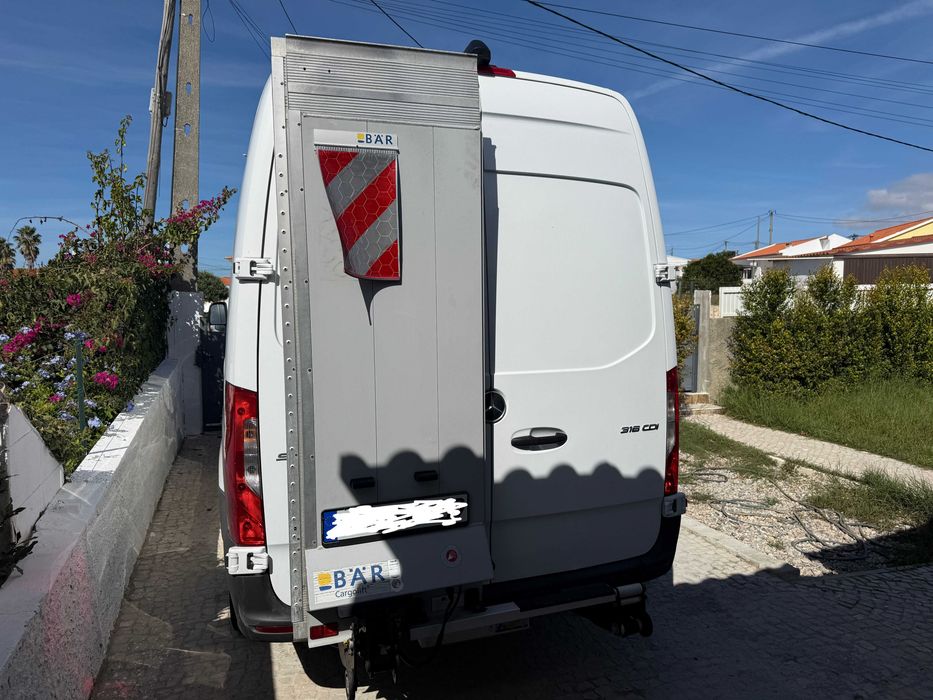Plataforma elevatória BÄR Cargolift BC 602 (VanLift / FreeAccess)