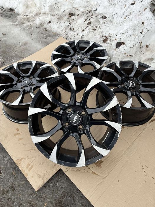 Продам диски r18 4х114.3 KIA Hyundai Cerato Lancer Nissan 18 4 114 17