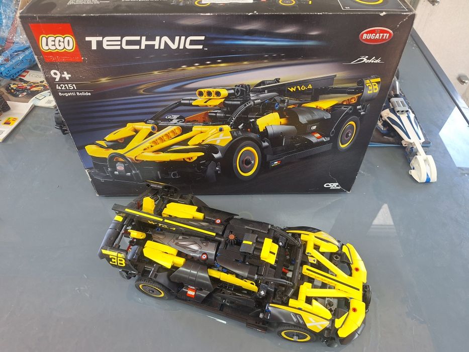Прдам lego technic 42151