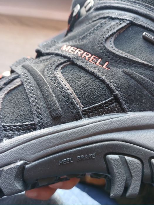 Теплые ботинки Merrell