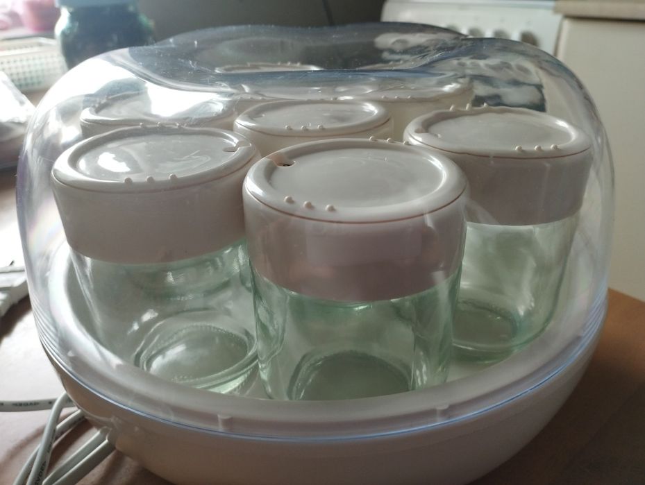 Йогуртница ,,Ориіон,, нова