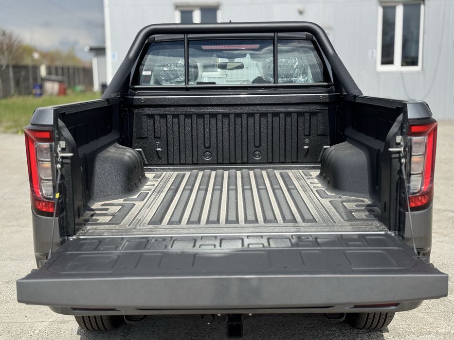 Пікап 4x4 Sinotrak Bolden