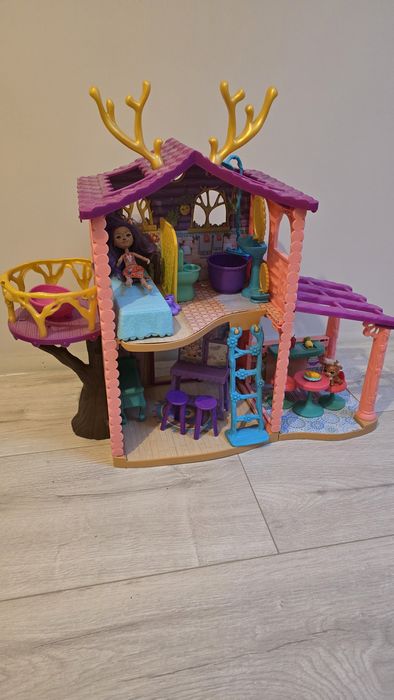 Enchantimals - domek Jelonków, lalka, akcesoria
