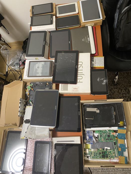 Планшет - не робочі