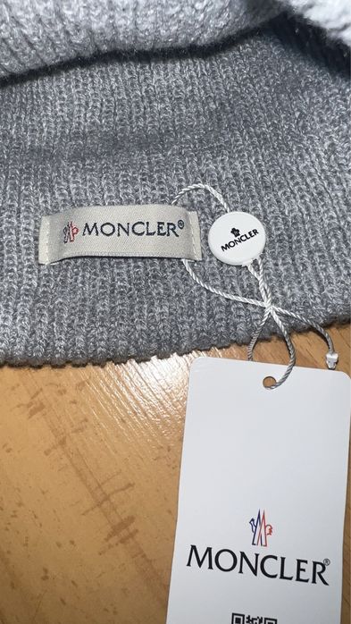 Gorro Moncler Cinzento
