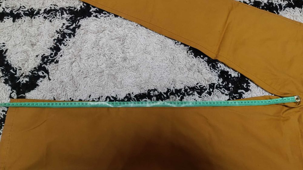 Spodnie miodowe nowe