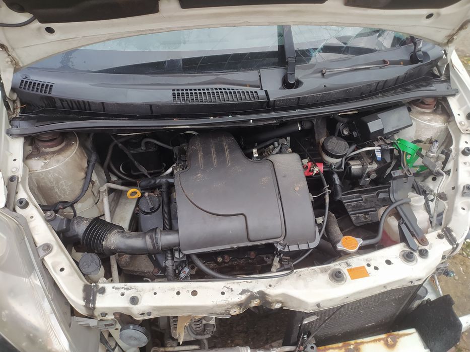Subaru Justy 1.0 2010 silnik