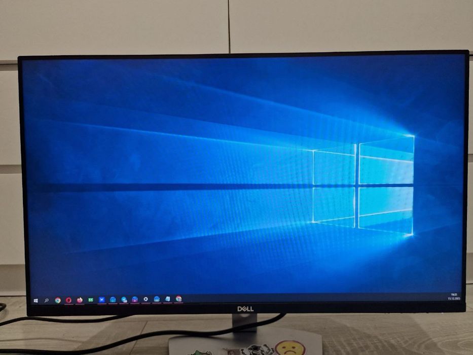 Монітор Dell2721H