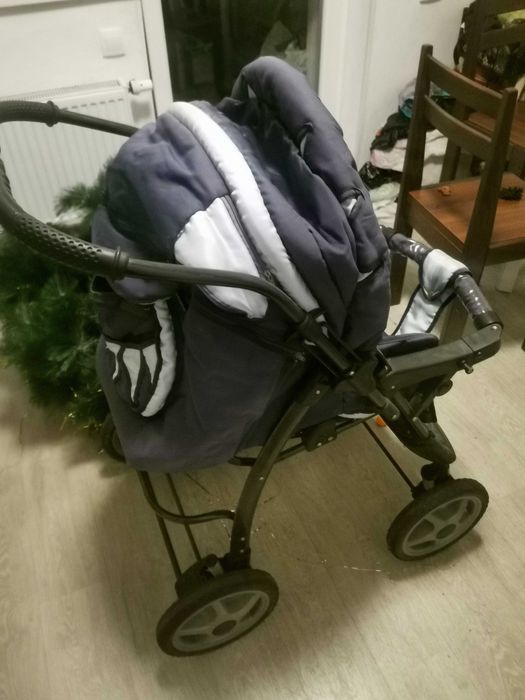 Детская коляска очень качественная польская
