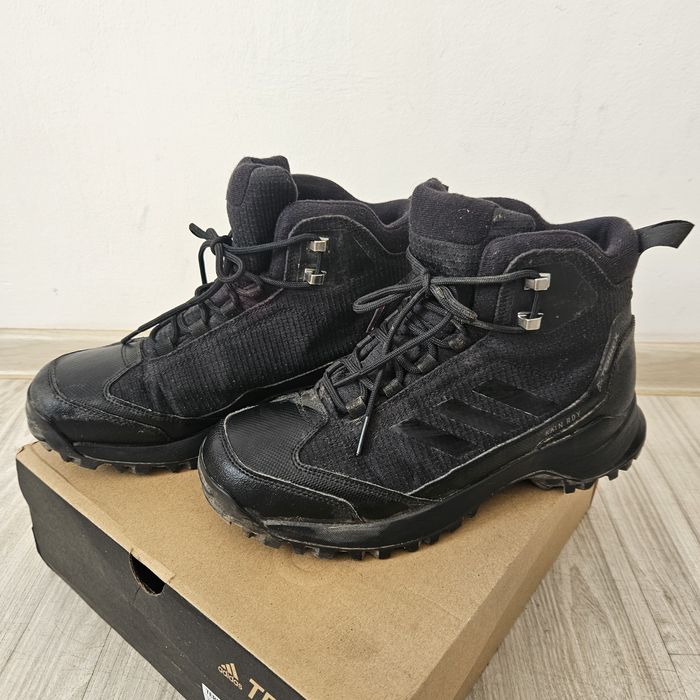 Buty Adidas Terrex Frozetrack wysokie , r. 41 1/3