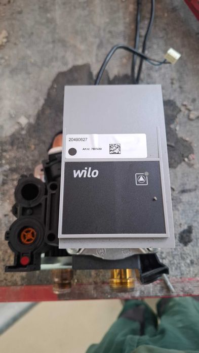 Pompa wody Wilo Yonos 20490627 do kotłów gazowych