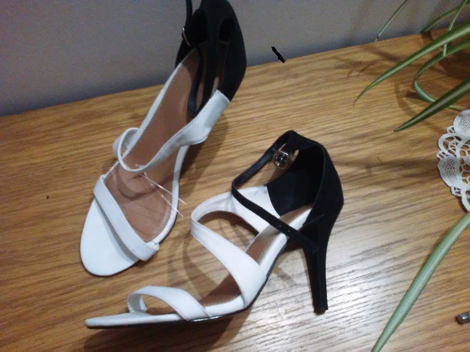 buty szpilki/sandały NEXT 6/39
