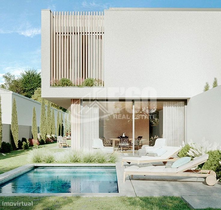 Moradia Nova T4  Com Piscina Aveiro