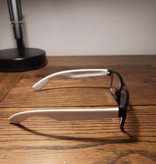 Gotowe okulary korekcyjne, kujonki, minusy