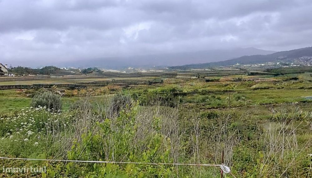 Venda de Terreno de construção com 1600m², Subportela, Viana do Cas