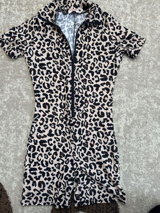 Комбінезон для спортзалу і не тільки з лео принтом