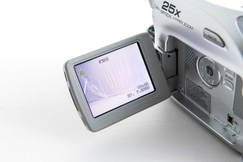 Kamera miniDV JVC GR-D325E