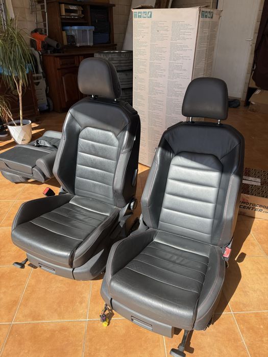 Interior Pele GTi CLUBSPORT