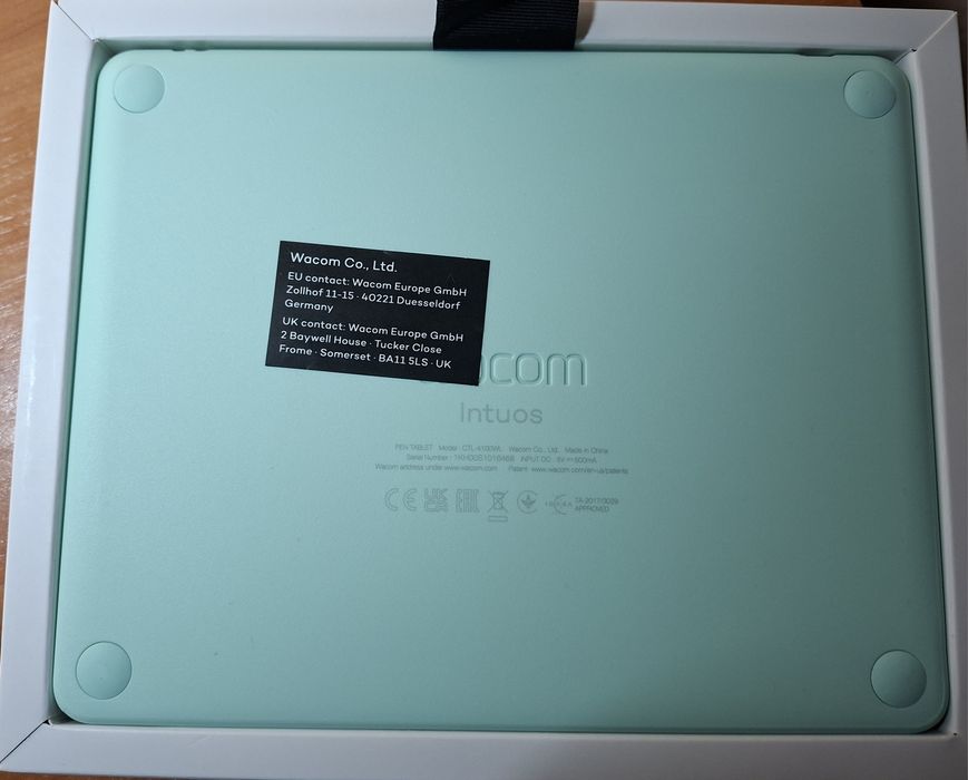 Графічний планшет Wacom Intuos