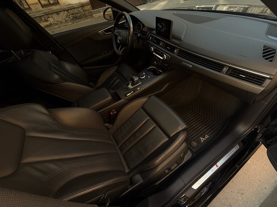 Продам Ауді А4 В9 2018 S-line /  під виплату