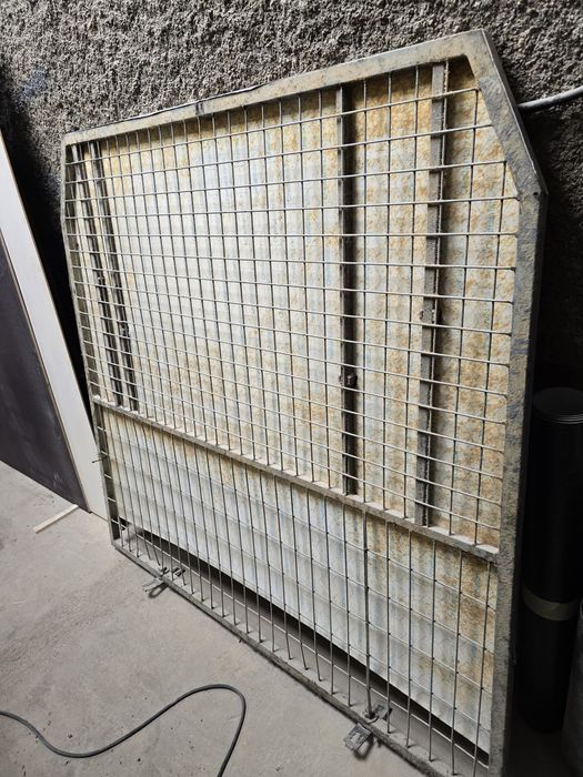 Vendo grande   em ferro