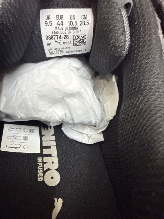 Кросівки Puma Teveris Nitro у розмірі 44 (US 10,5), довжина устілки 28,5 см.