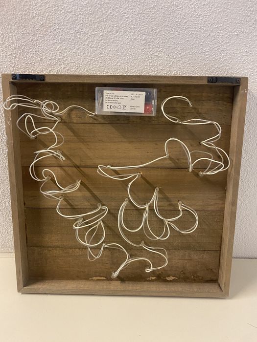 Quadro com luz de presença