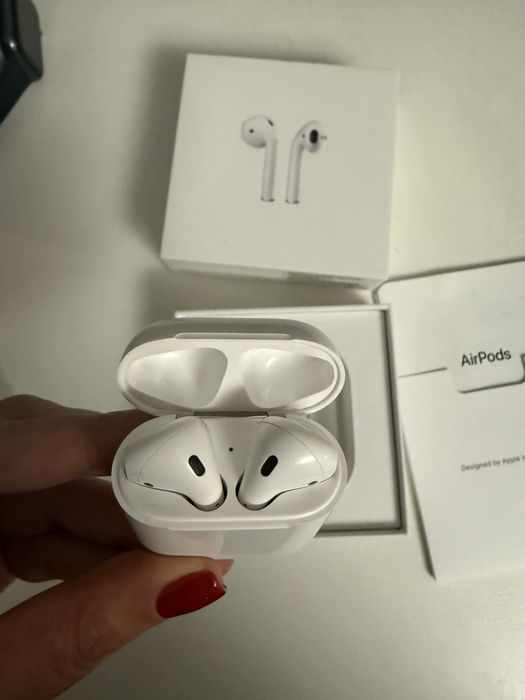 AirPods 2 покоління