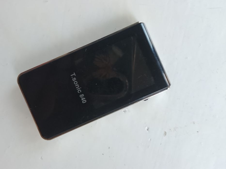 MP3/MP4-плеер Transcend T.sonik 840