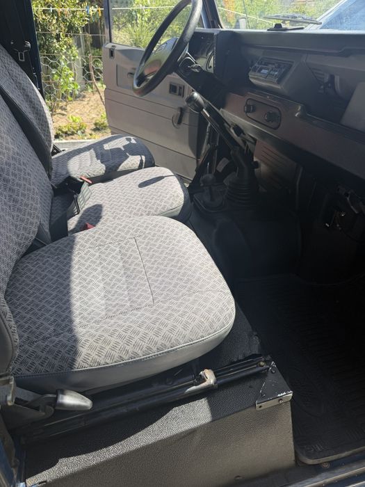 Land rover defender td5 125 mil km