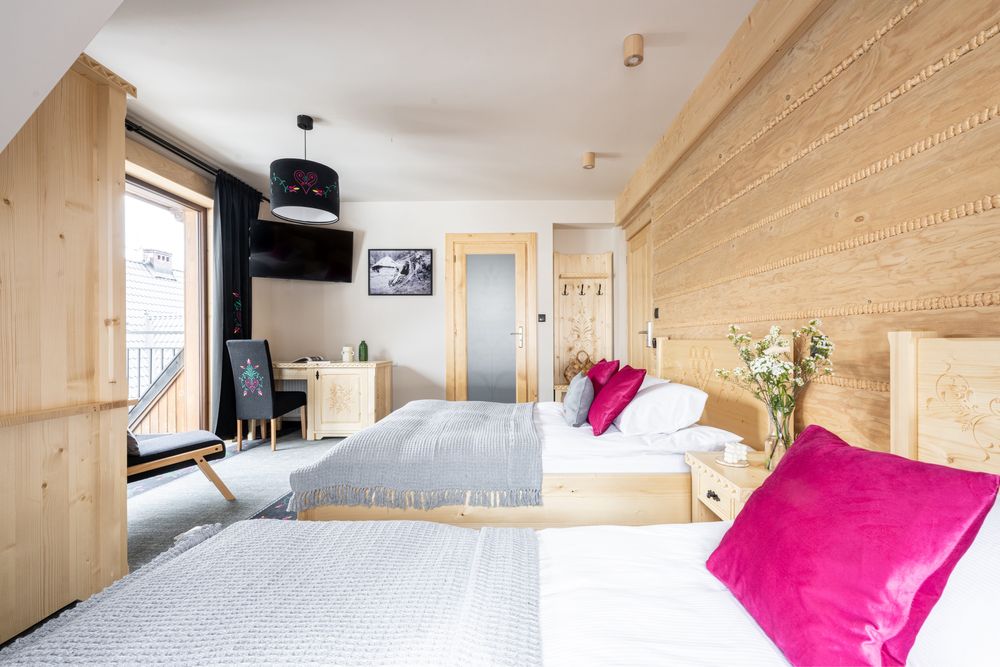 NOCLEGI ZAKOPANE ~Highlander Heart Residence~
