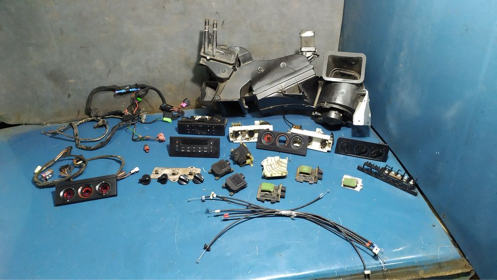 Пічка моторчик регулятори Ауді Гольф Мазда Сузукі Тойота Корола