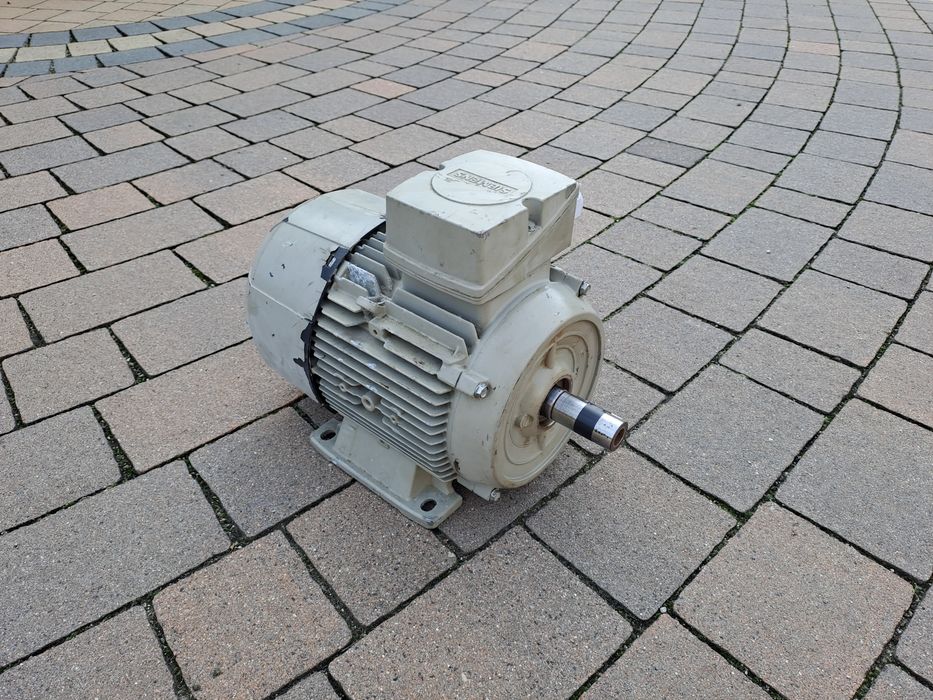 Silnik elektryczny 4 kW 2800  obr  Siemens