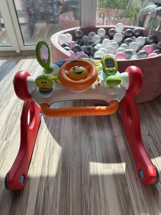 Розвиваючий ігровий центр-ходунки 4 в 1 Chicco Grow and Walk