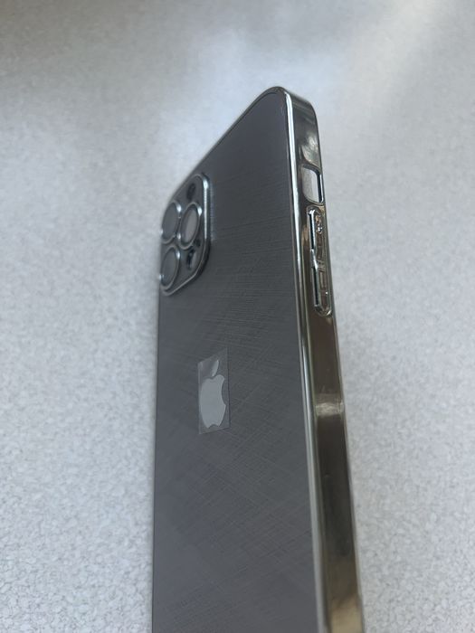 Чехол на IPhone 12 PRO Max. 13 Pro Max