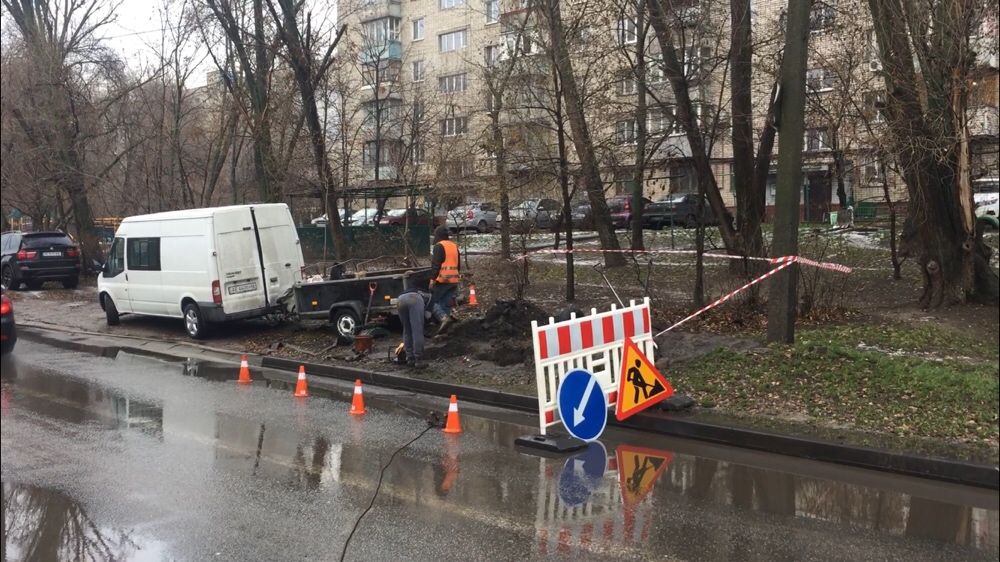 Прокол грунта (Горизонтальное бурение, замена водопровода)